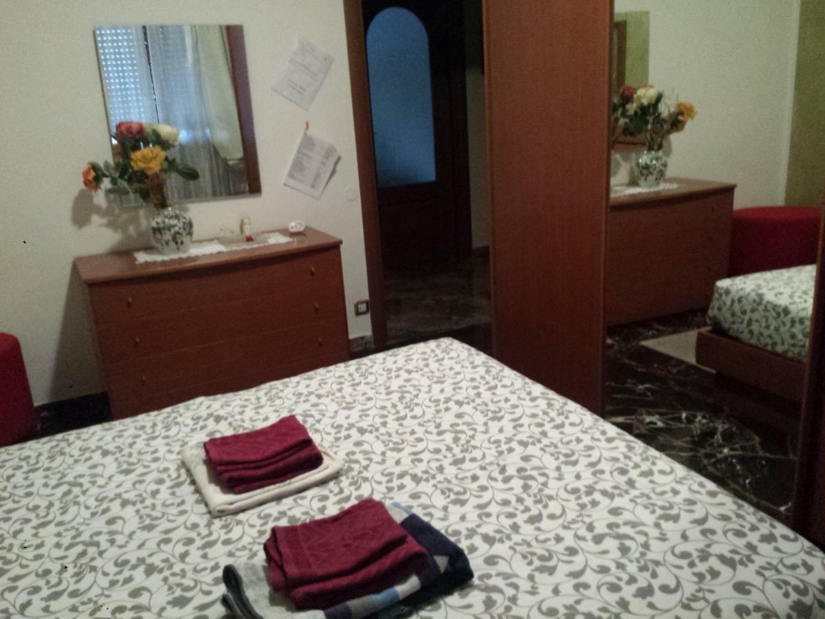 La Via Per Milano Hotell Vigevano Eksteriør bilde