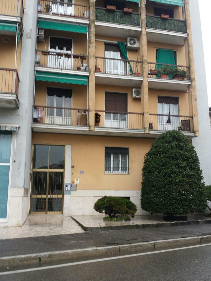La Via Per Milano Hotell Vigevano Eksteriør bilde